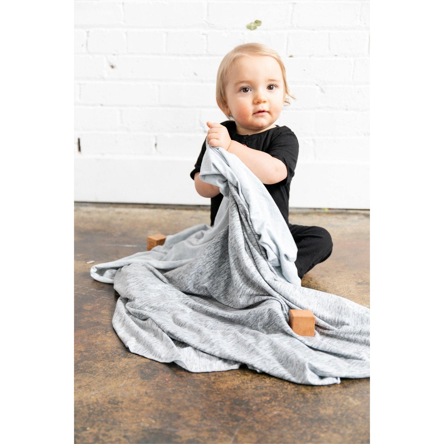 Copper Pearl - Asher Swaddle Blanket - Emmbaby Canada