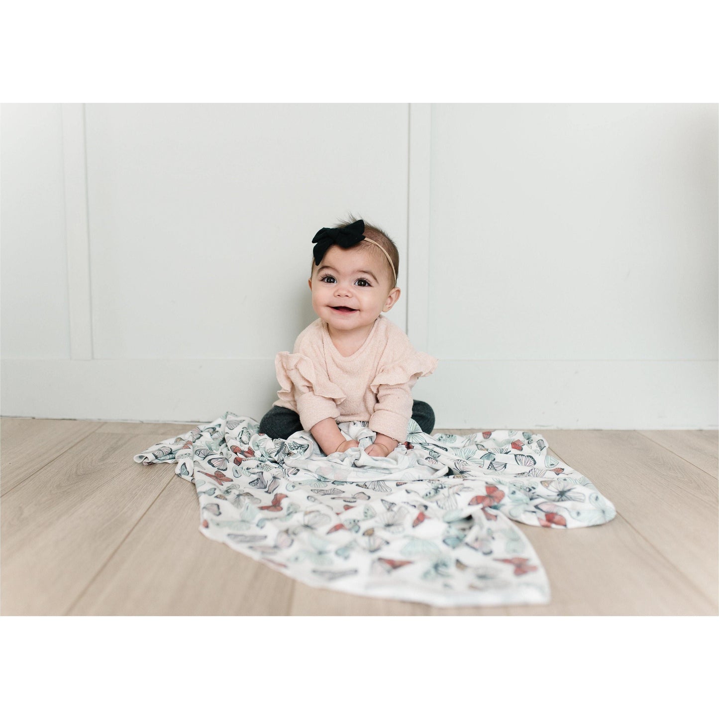 Copper Pearl - Dot Swaddle Blanket - Emmbaby Canada