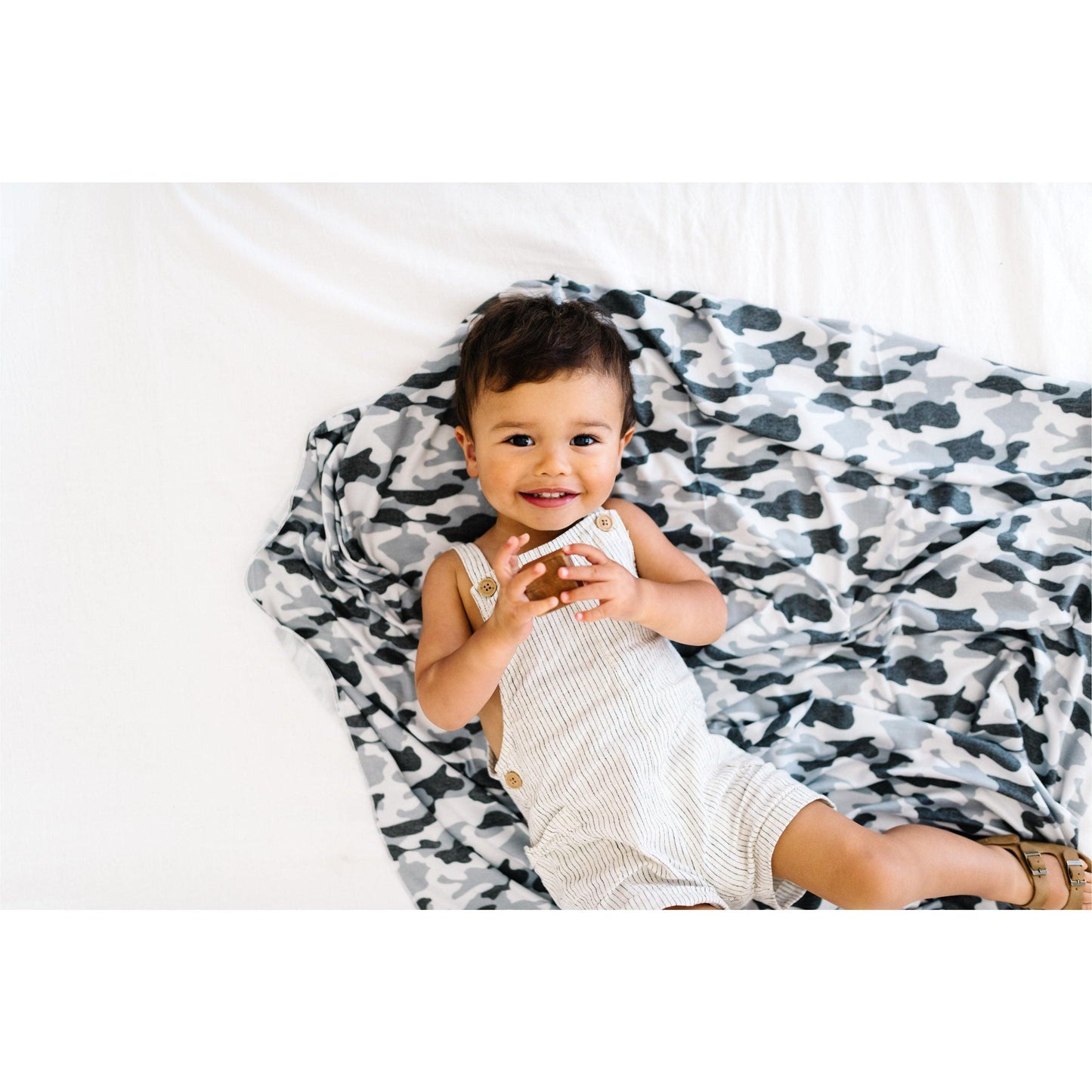 Copper Pearl - Gunnar Swaddle Blanket - Emmbaby Canada